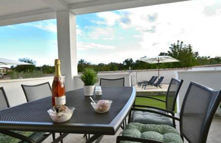 Holiday home Dinko - Photo 12