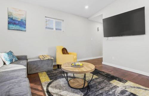 Cozy Comfort near Fountain Square- Downtown Indy - Photo 43