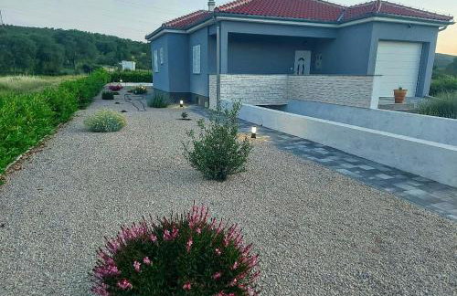 Modern Guest House Rak with beautiful pool - Photo 48