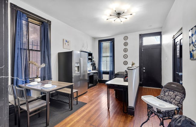 Charming Studio on Cherokee Street - JZ Vacation Rentals - Photo 23