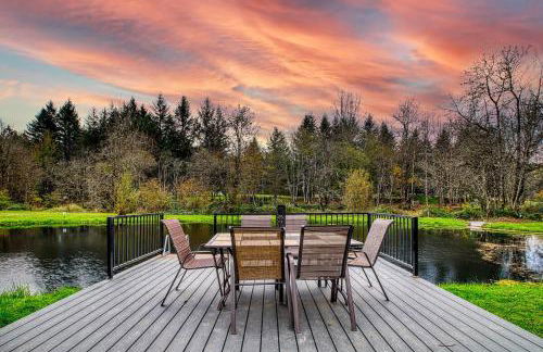 4-Bedroom Chateau in Southern Washington- Luxurious Retreat with Pond & Creek - Foto 21