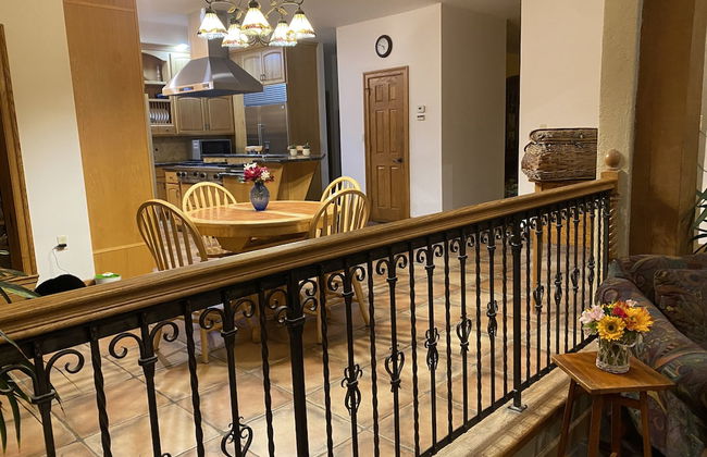 Chestnuthill Countryside Manor - Photo 20