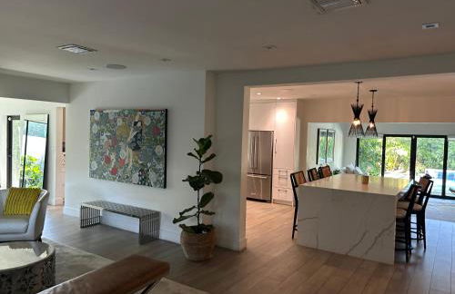 Luxury Miami home with heated pool & BBQ area, close to beaches & sports arenas - Foto 8