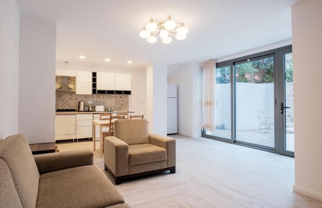 Comfy Flat w Patio 3 min to Beach in Bodrum - Foto 2