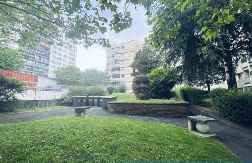 Appartement parisien neuf, moderne avec une grande salon, 2 chambres, 3 lits, parking gratuit, 15min de Paris et 13 min aéroport Orly - Foto 43