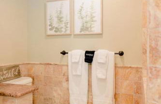 Luxury House, Walk to Downtown or Pioneer Park - Photo 38