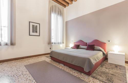 Ca' del Monastero 4 Collection Apartment up to 8 Guests with Lift - Foto 4