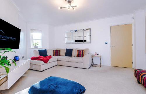 Driveway Stylish 3Bedroom Home in Middleton - Foto 45