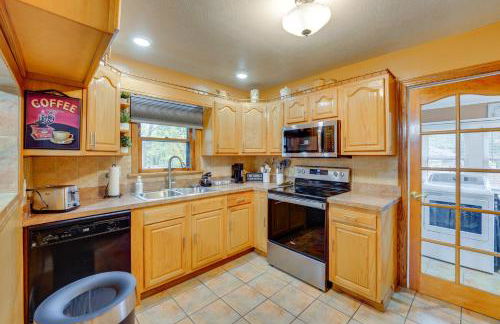 1 Mi to Akron Zoo Ranch-Style Home with Yard! - Foto 8