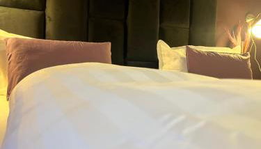 Purple Escape Balkon Netflix zentral - Foto 5