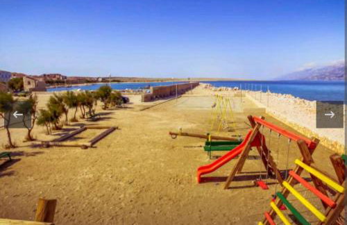 A cozy and private home with a spectacular view - Foto 7