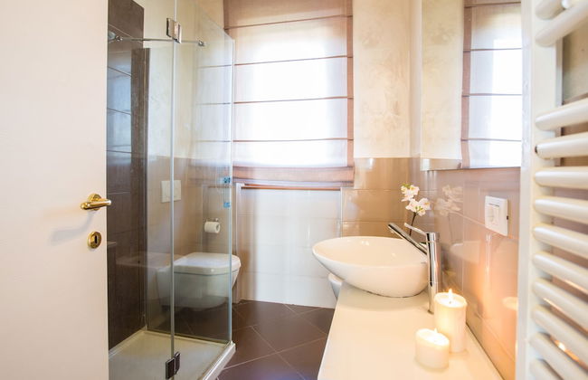 Bright Apartments Desenzano - Cascinale Pool 1 - Photo 20