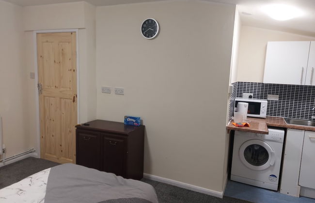 2-beds Studio Located in Parkgate Rotherham - Foto 3