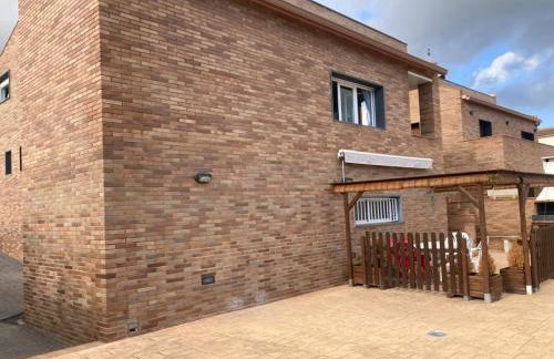 GRANDIOSO CHALET EN CASTELL DE POBLA MONTORNES - Foto 38