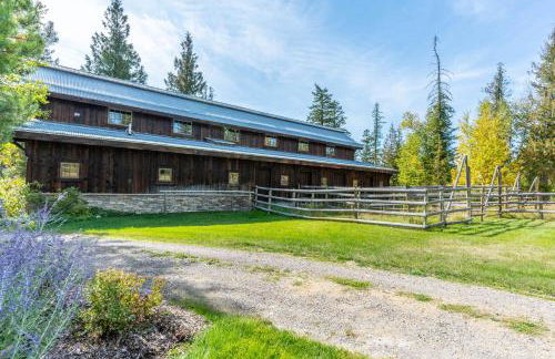 The Stalls At Whitefish - Foto 18