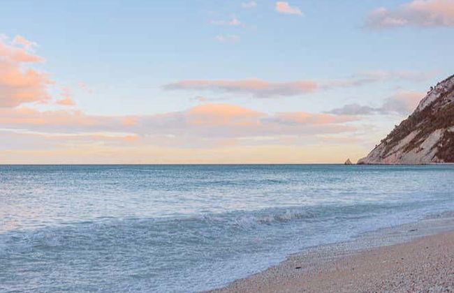 Numana Vespa Rental - Photo 4