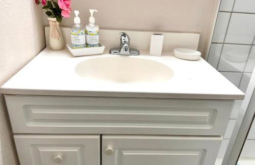 Emerald City Studio Suite - Photo 26