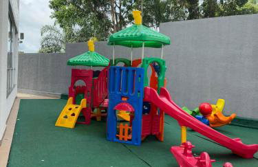 Flat Familiar a 400 metros do Hot Park com Piscinas e Conforto - Foto 59