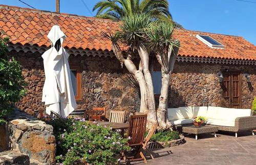 Rural escape w/stunning views, jacuzzi and sauna - Foto 9