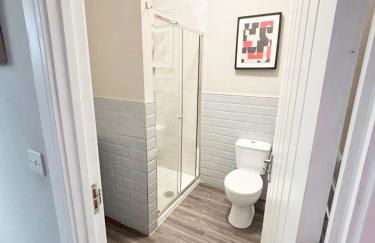 Four Bedroom Apartment in Fantastic Location - Foto 7