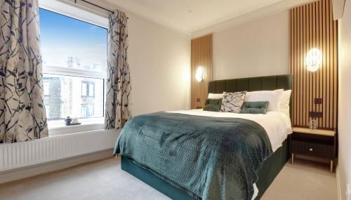 Luxury 2 Bed House in Lindley Huddersfield 2 mins from HRI 5 mins from Town Centre and M62 - Foto 1, wardrobe