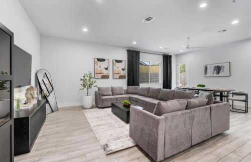 Mega Sized Luxury - Up to 24 Ppl - Downtown Access - Foto 17