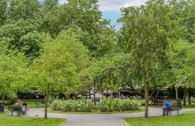 Charming 2-bed House in London - Foto 15