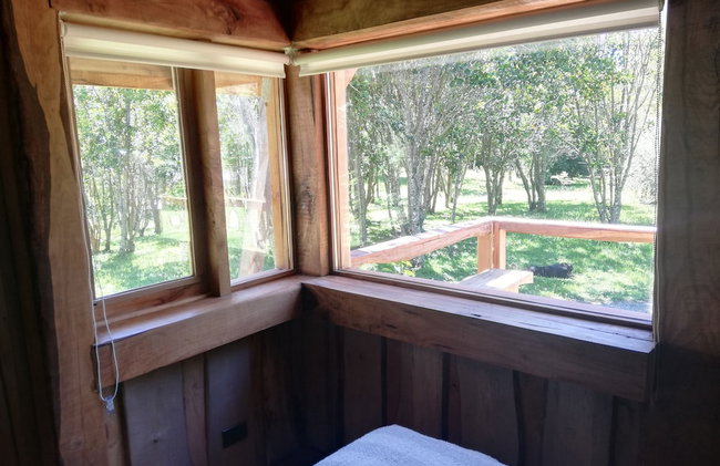 Wonderful Rustic Cabin 2, With Native Logs, on the Banks of the Trancura River - Foto 9