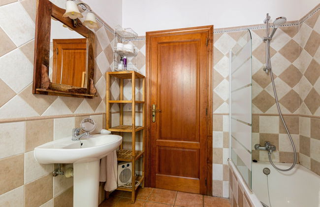 Villa in Serene Location - Photo 14