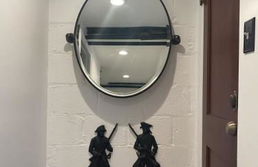 Sojourn Old Town Perfection with Fire Pit and Parking - Foto 31