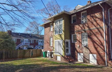 Elegant 1BR in Elizabeth with Covered Porch - Foto 37