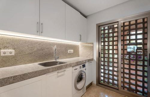 Exclusive 1 line Beach Apartment in Marbella with Panoramic Views - Foto 15