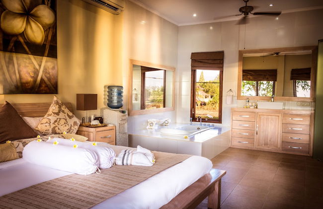 The Beach Front Villas - North Bali - Photo 3