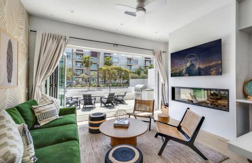 Beachfront Bliss in HB Luxury Ocean View Rental - Foto 12