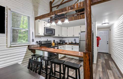 Private RRG Cabin with Game Room & Views - Foto 29