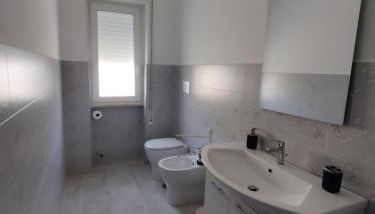 The Blue House - Parking Space Included - Foto 3