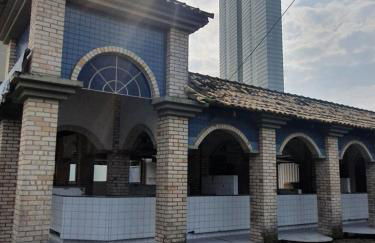 Lindo apto tudo novinho, prédio frente mar - Foto 51