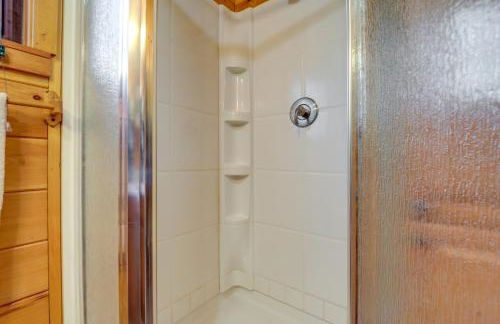 Hocking Hills Lake Gem with Hot Tub, Dock, 100 Acres - Foto 13