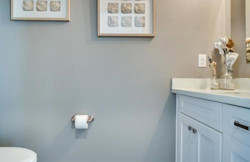 Sunny Day - Walk to beach- community pool! - Foto 28