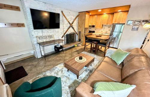Winter Haus, Winter Park 2 bedrooms corner unit w outdoor patio walking distance to the Center of town - Foto 1