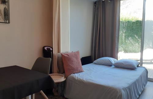 T2 Bord de mer avec jardin et piscine - Foto 10