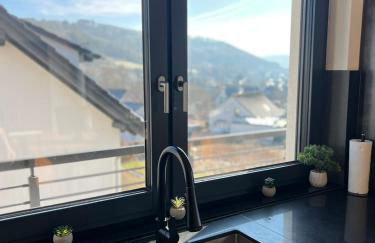 Luxus-Penthouse mit Weitblick & Balkon - Foto 9