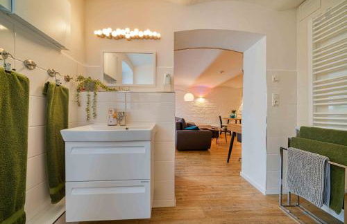 Zuarin Gewölbekeller - direkt am Schlossgarten von Schwerin - Parkplatz auf Anfrage - Aufladestation für Elektro-Autos vorhanden - Foto 13