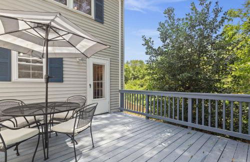 End Unit Townhome with in No VA, 40 Mins to DC, Pets OK - Foto 18