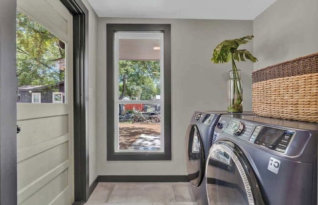 Historic Gem Near Schlitterbahn - Foto 15