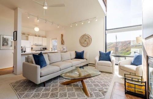 Beachfront Retreat with Ocean Views - Foto 8