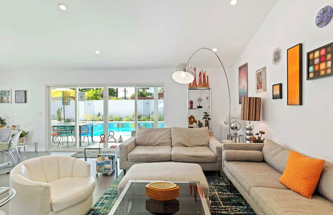 Demuth Park Desert Oasis - Pool - Tiki Room - Foto 17