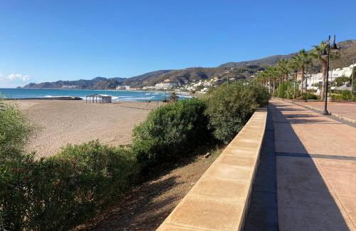 2 Bedroom Apartment with Sea Views - Foto 17