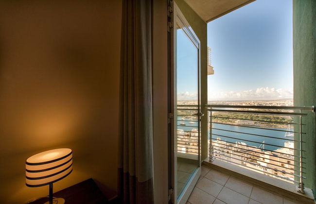 THE Ultimate Luxury, Sliema With Pool - Foto 10