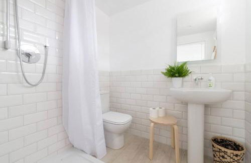 Simple Coastal Luxury near Southwold sleeps 10 - Foto 13